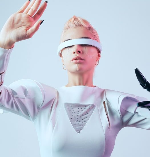 portrait-young-woman-1-min